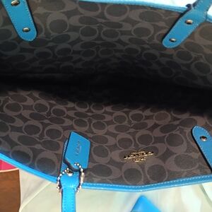 Coach Vibrant Blue Reversible Tote To Soft Black And Gray NWOT Perfect Bag& 2in1